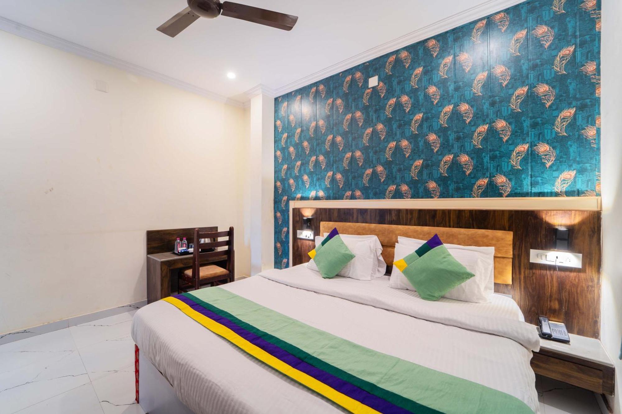 Treebo The Aravali Getaway Hotel อุเดเปอร์ ภายนอก รูปภาพ